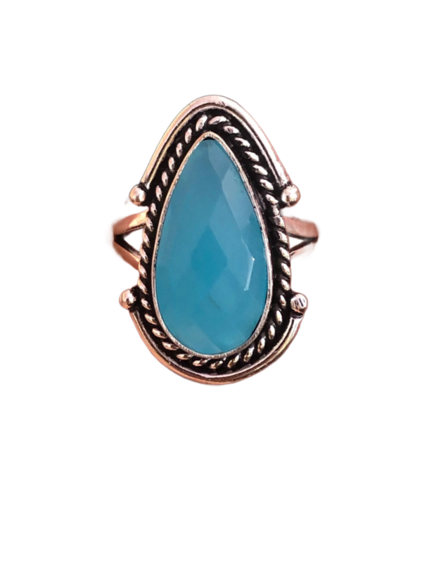 Elegant Chalcedony 925 Sterling Silver Ring